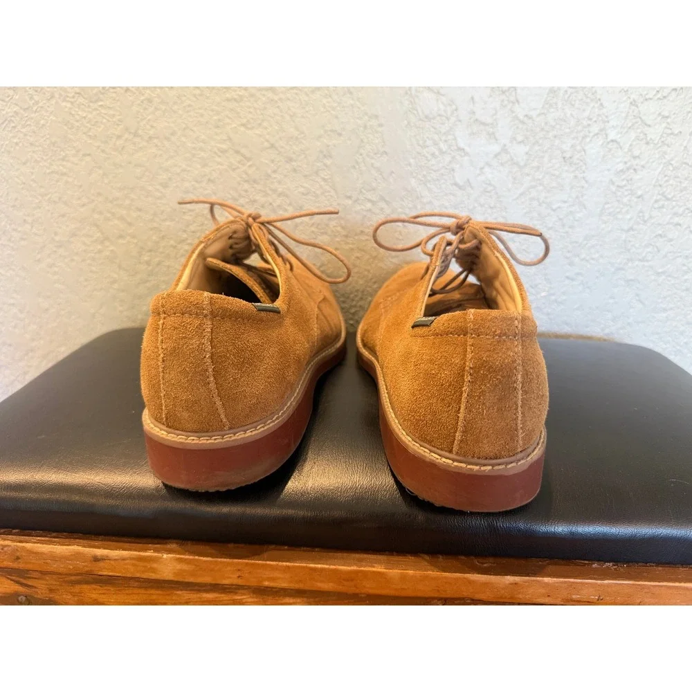 GH Bass and Co Mens Tan Suede Buck Derby Shoes Lace Up Classic Round Toe